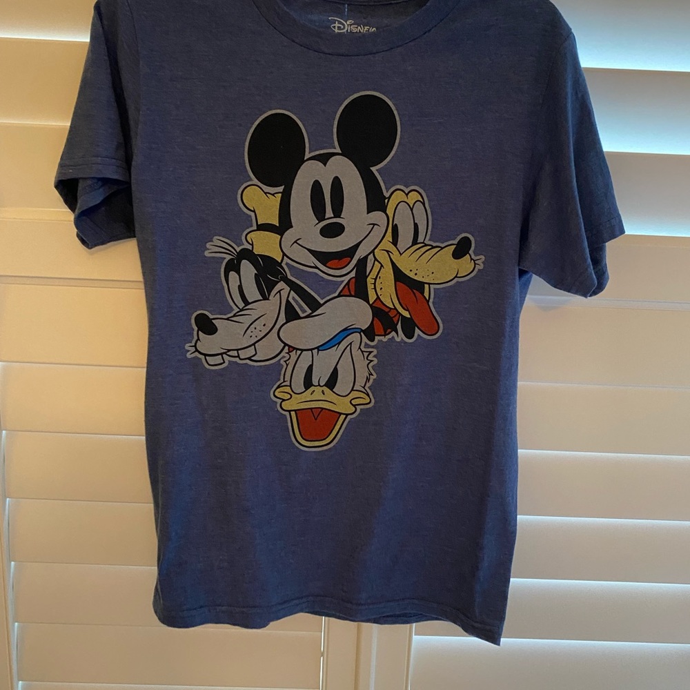 Disney T-shirts - Picture 2 of 4